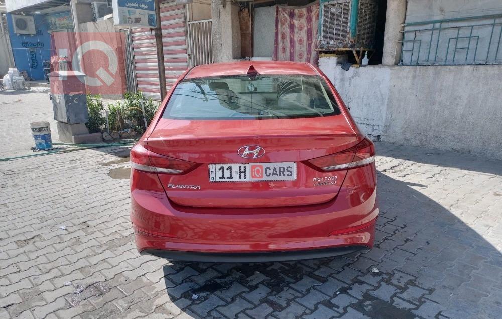 هیوندای ئەلەنترا